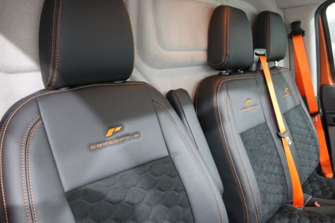 2025 Ford Transit Custom