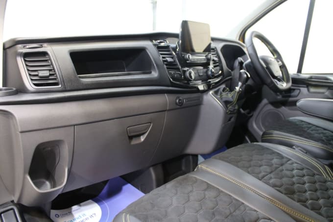 2025 Ford Transit Custom
