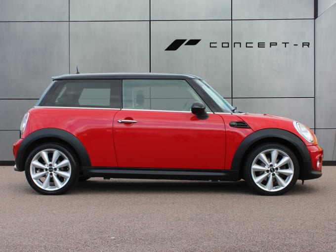 2025 Mini Hatch