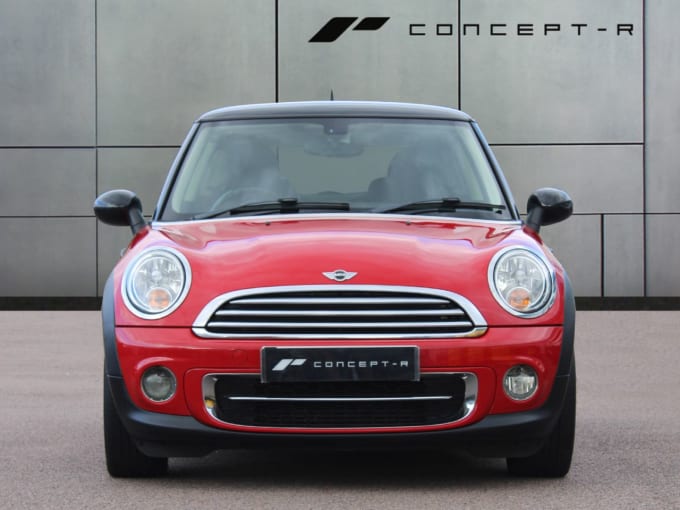 2025 Mini Hatch