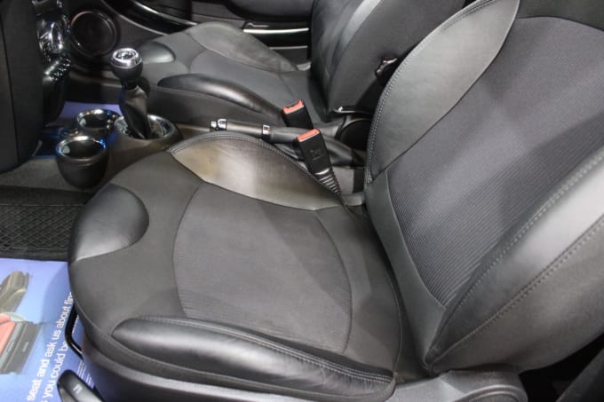 2025 Mini Hatch