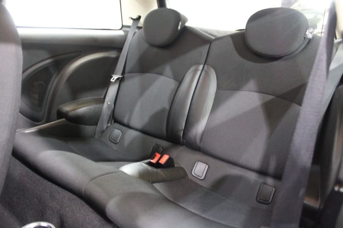 2025 Mini Hatch