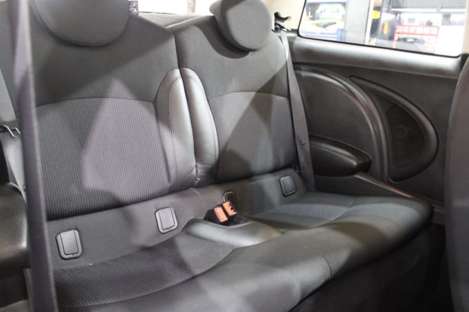 2025 Mini Hatch