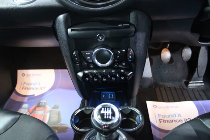 2025 Mini Hatch