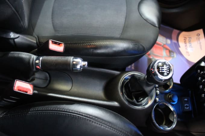 2025 Mini Hatch