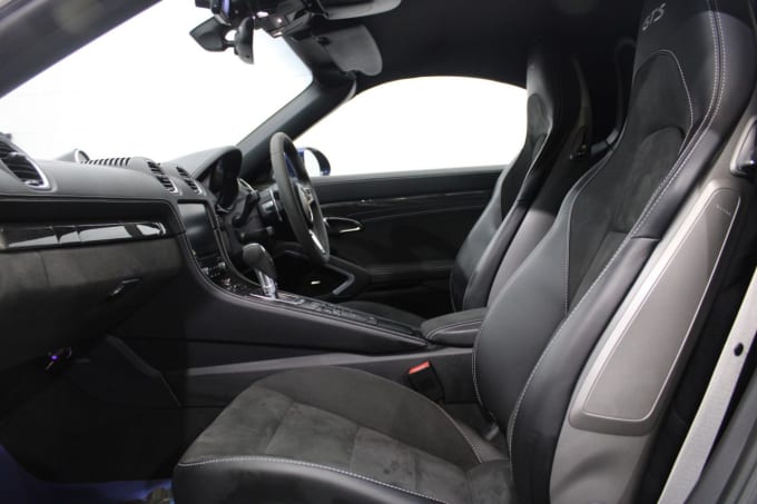 2023 Porsche 718 Boxster