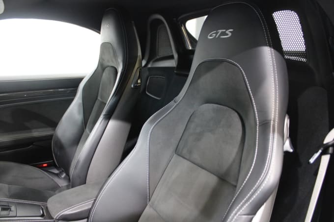 2023 Porsche 718 Boxster