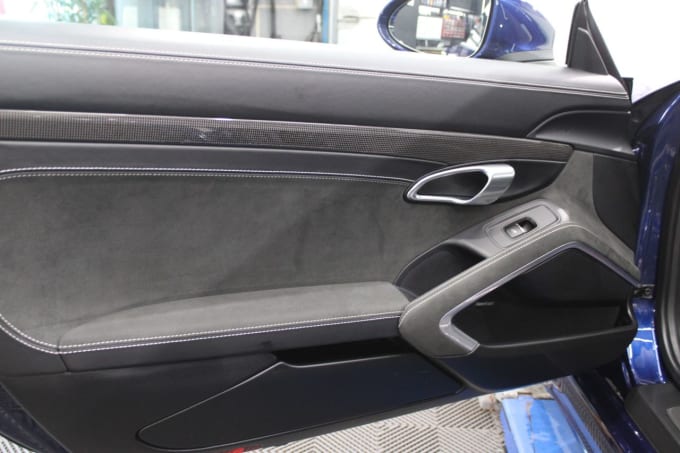 2023 Porsche 718 Boxster