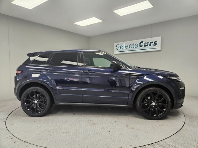 2025 Land Rover Range Rover Evoque