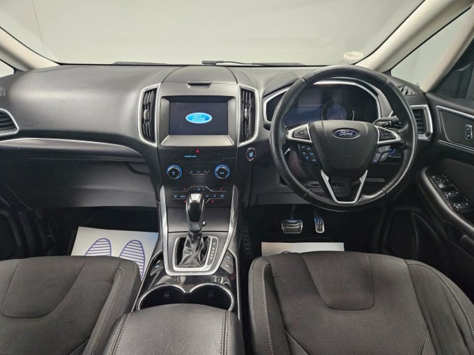 2025 Ford S-max