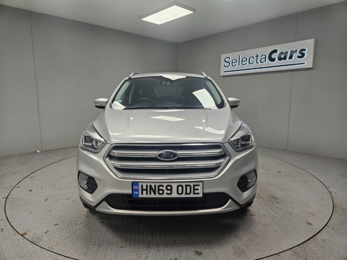 2025 Ford Kuga