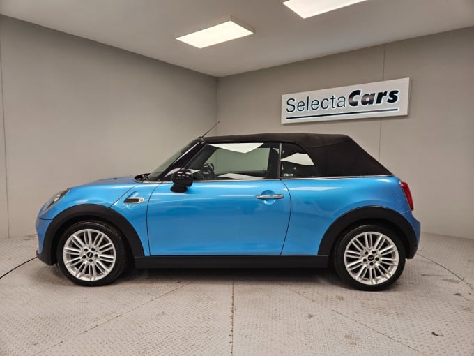 2025 Mini Convertible