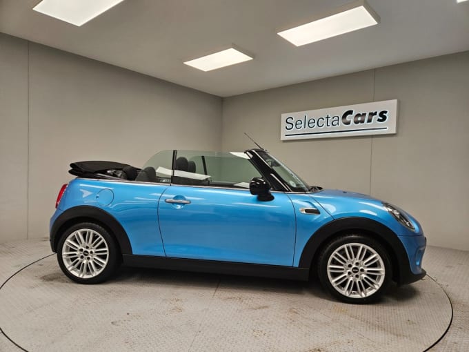 2025 Mini Convertible