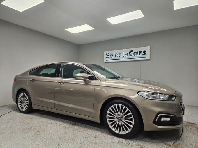 2025 Ford Mondeo