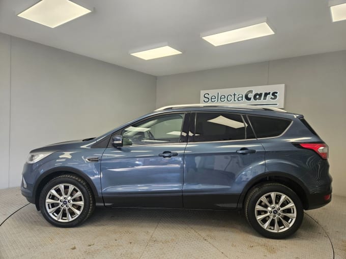 2025 Ford Kuga