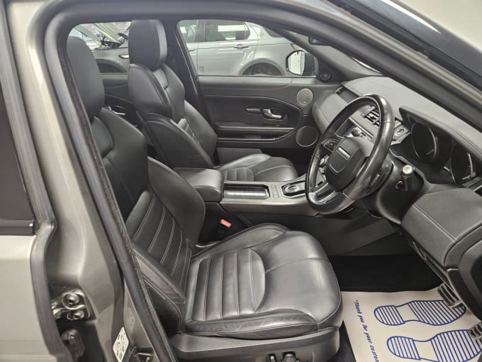 2025 Land Rover Range Rover Evoque