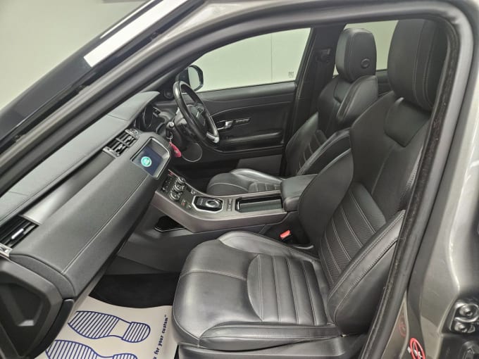2025 Land Rover Range Rover Evoque