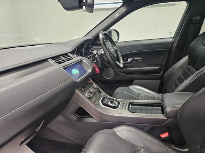 2025 Land Rover Range Rover Evoque