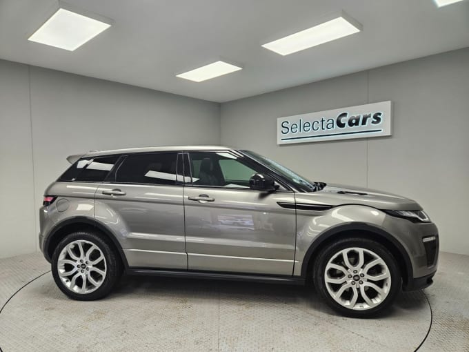 2025 Land Rover Range Rover Evoque
