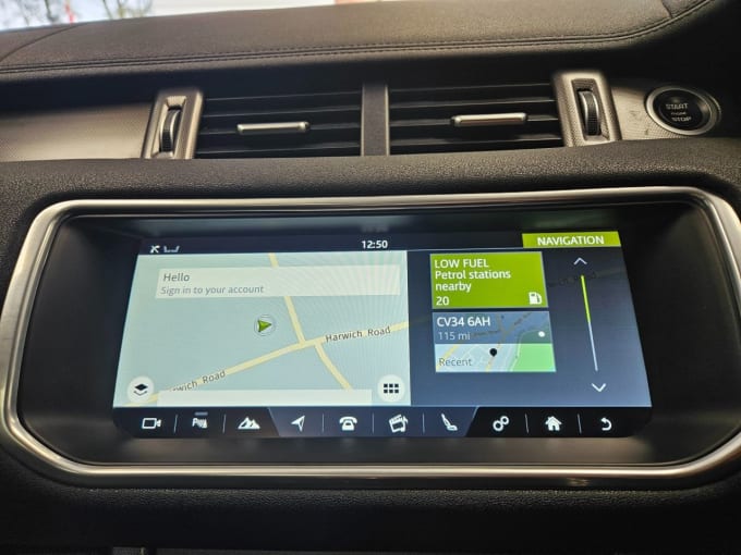 2025 Land Rover Range Rover Evoque