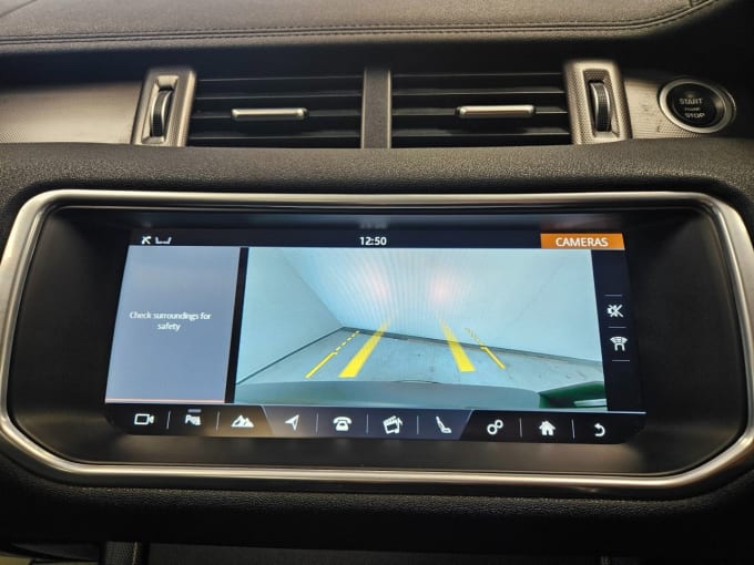 2025 Land Rover Range Rover Evoque