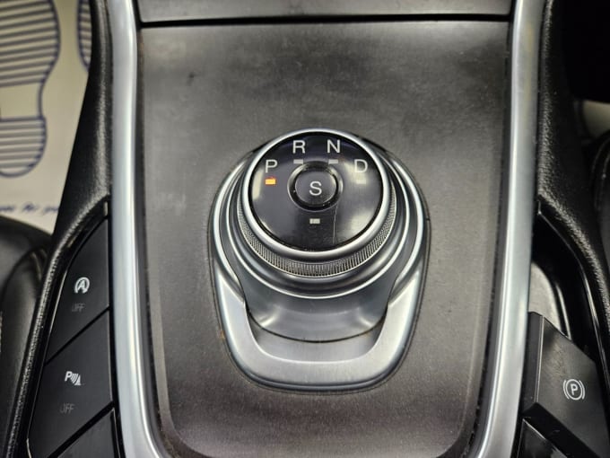 2025 Ford S-max
