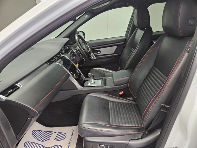 2025 Land Rover Discovery Sport