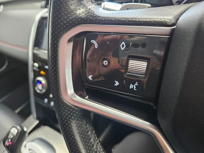 2025 Land Rover Discovery Sport