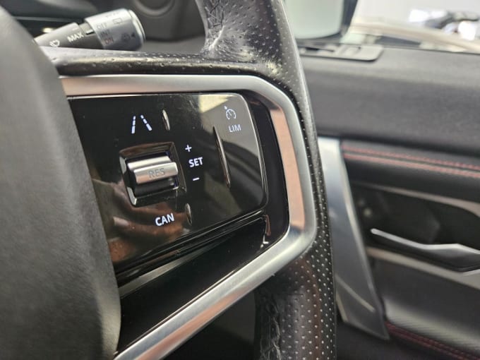 2025 Land Rover Discovery Sport