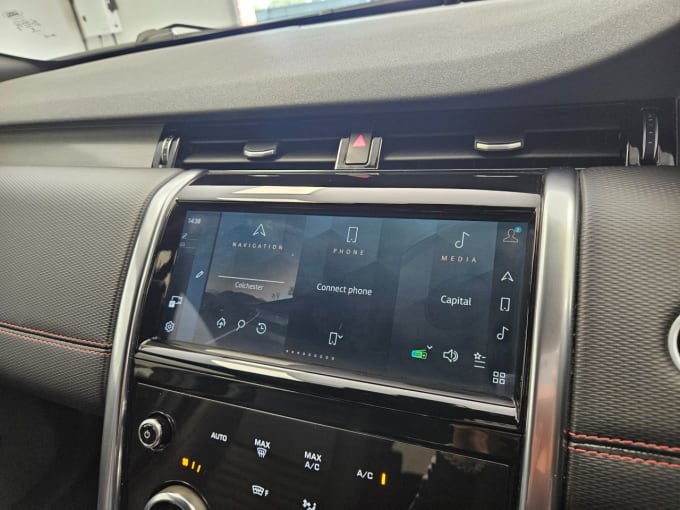 2025 Land Rover Discovery Sport