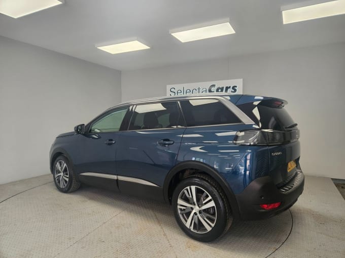 2025 Peugeot 5008