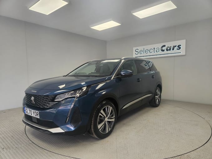 2025 Peugeot 5008
