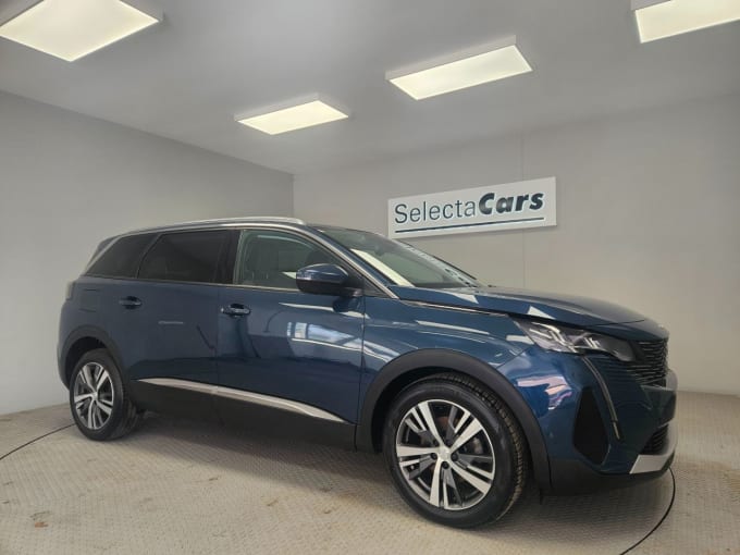 2025 Peugeot 5008