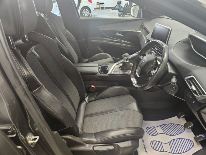2025 Peugeot 3008