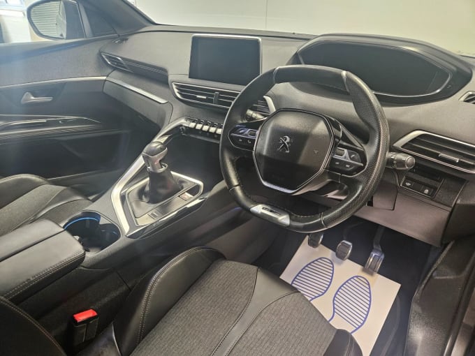 2025 Peugeot 3008