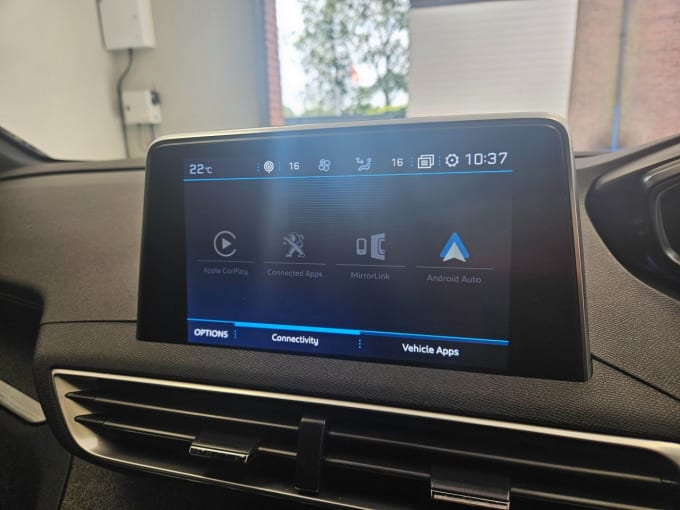 2025 Peugeot 3008