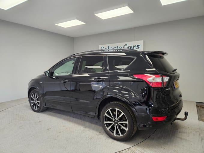 2025 Ford Kuga