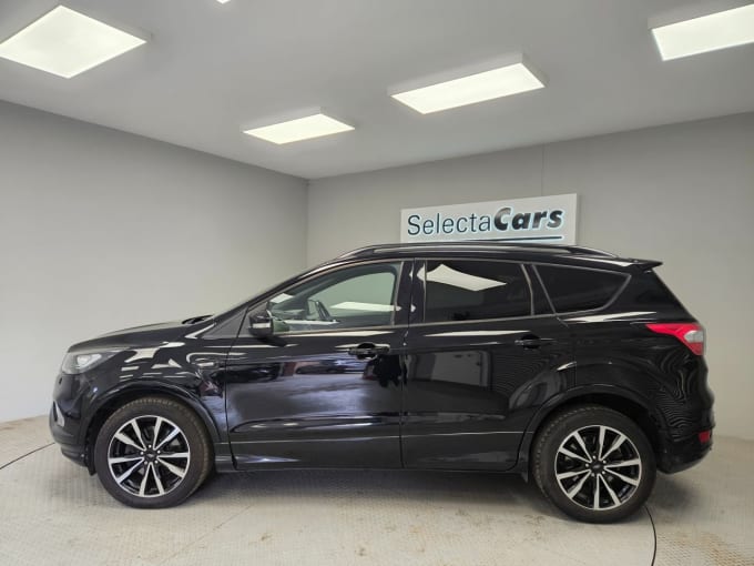 2025 Ford Kuga