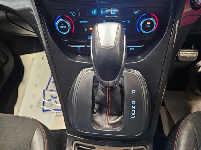 2025 Ford Kuga