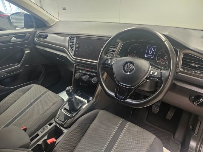 2025 Volkswagen T-roc