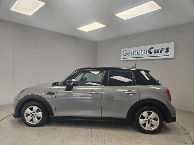2025 Mini Hatch