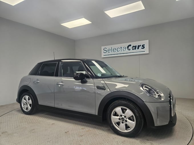 2025 Mini Hatch