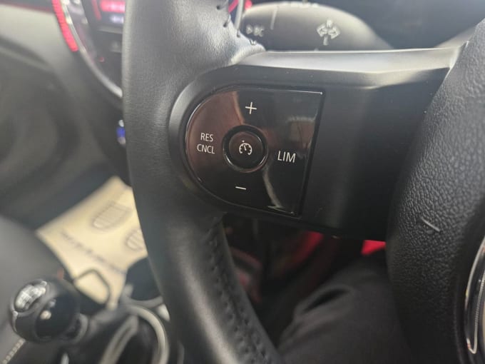 2025 Mini Hatch