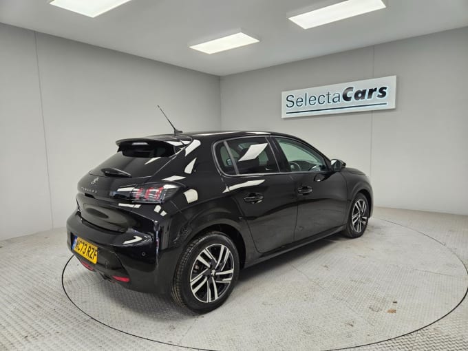2025 Peugeot 208