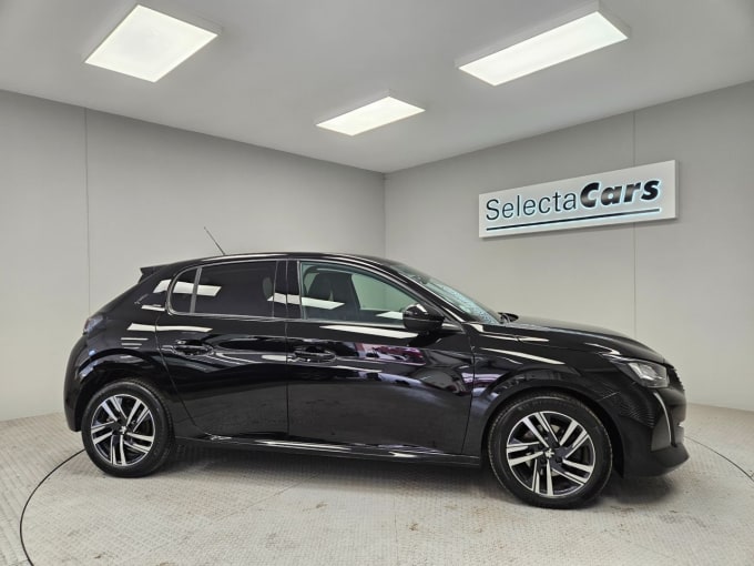2025 Peugeot 208