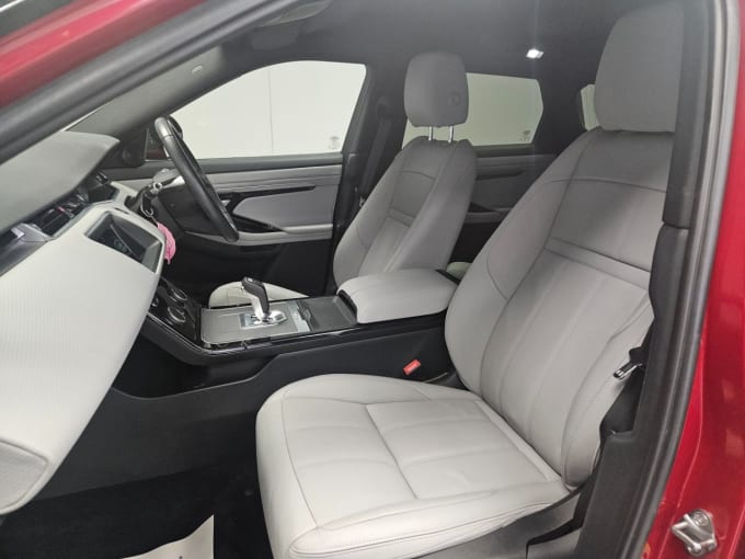 2025 Land Rover Range Rover Evoque