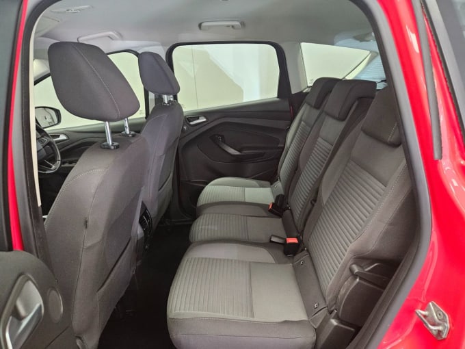2025 Ford C-max