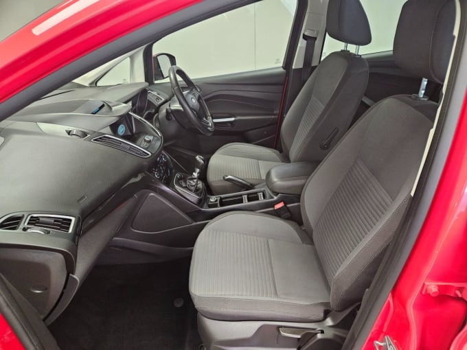 2025 Ford C-max