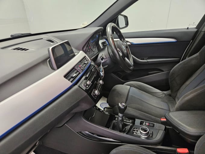 2025 BMW X1