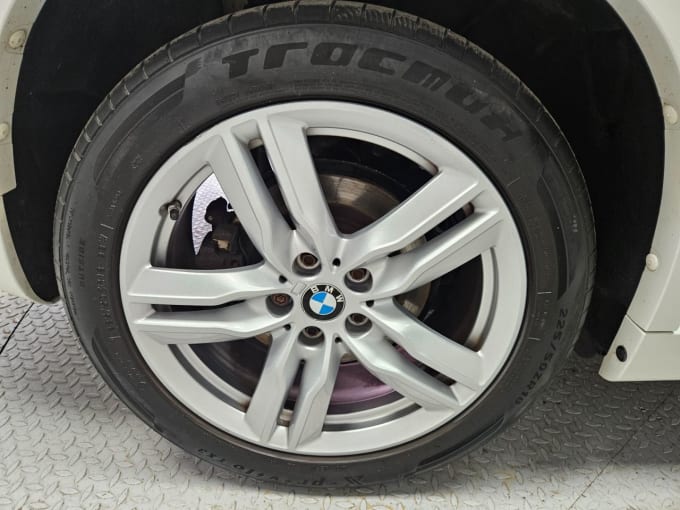 2025 BMW X1